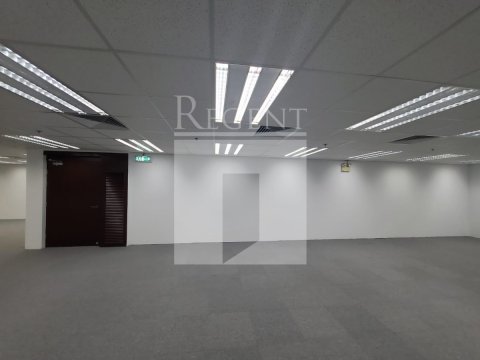 W SQUARE